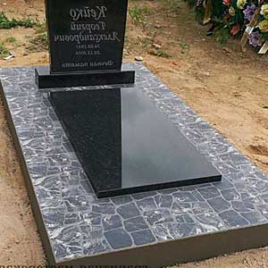 Памятники в Губахе